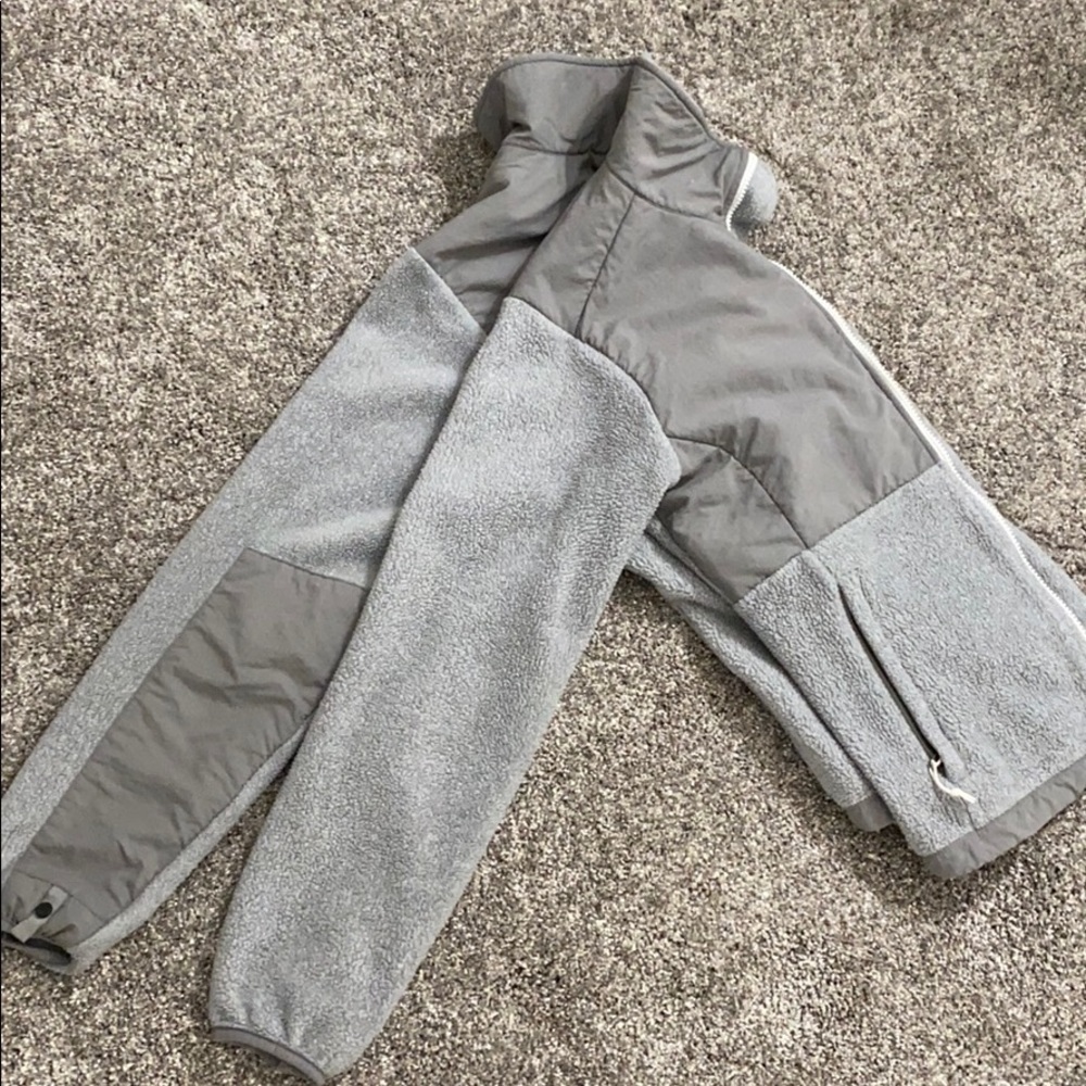 North Face Jacket - Picture 8 of 8
